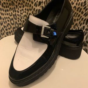 Top shop Black n white buckle creeper shoes sz 39